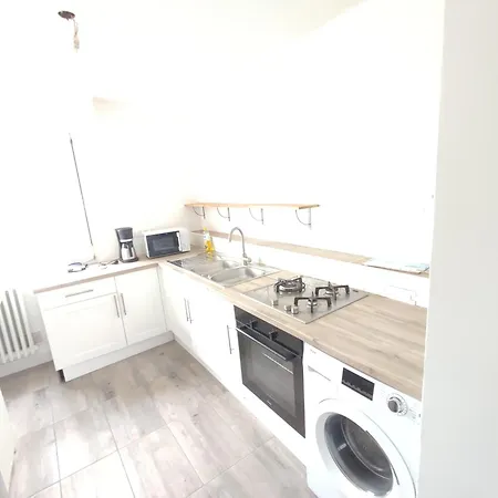 アパート Logement Entier : - ブレスト